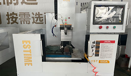 cnc雕刻機編程軟件代碼是什么？